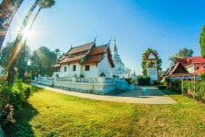Wat Phra Kaeo Don Tao, Lampang