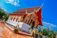Wat Phra Lao Thep Nimit , At Amnat
