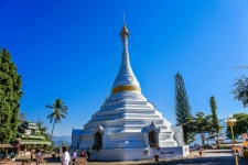 Wat Phra That Doi Kong Mu ,Temple At Mae
