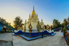 Wat Rong Sua Ten , Chiang Rai, Thailand