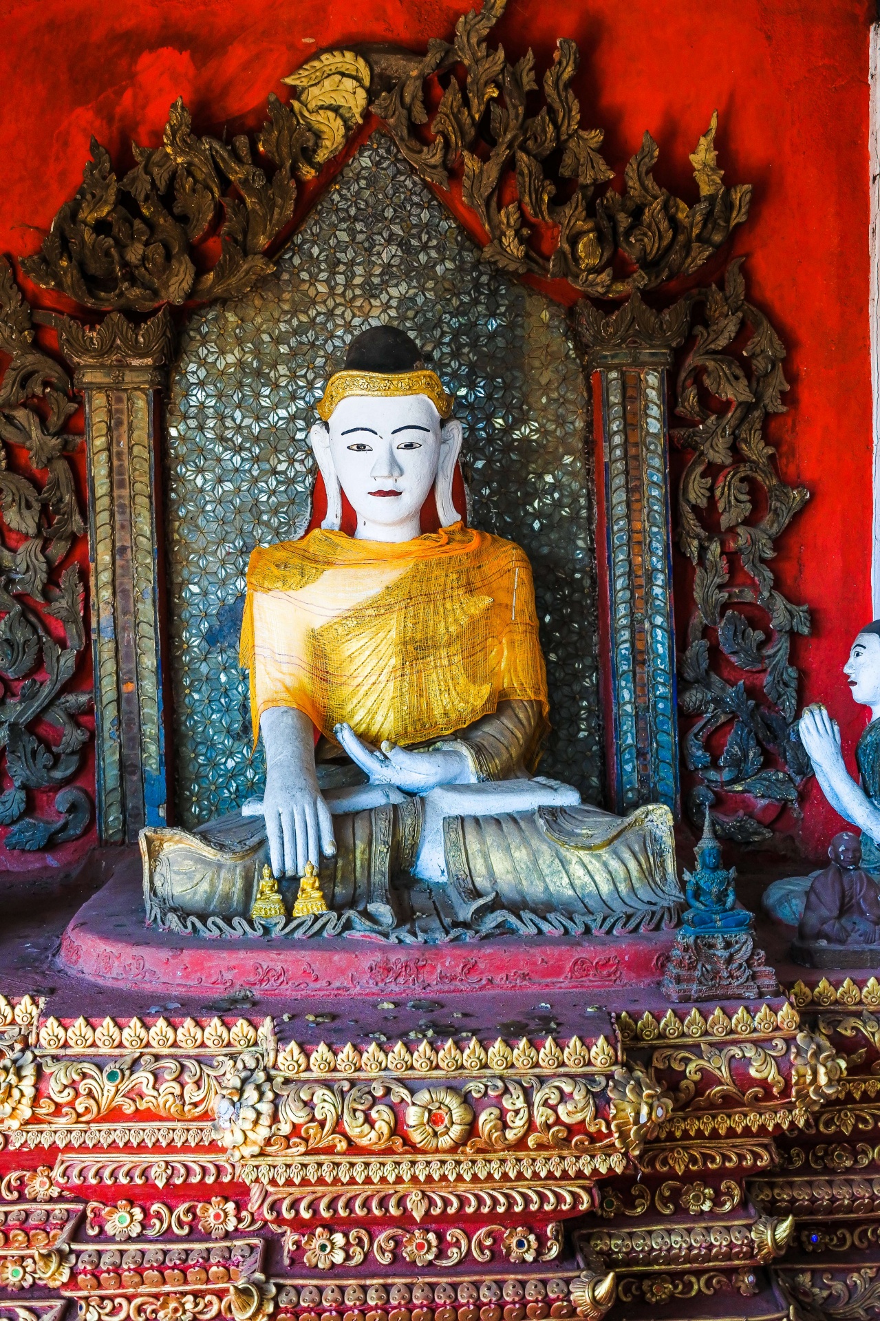 Wat Muay Tor Temple , Mae Hong Son