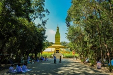 Golden Pagoda Wat Nong Pah Pong Buddhism
