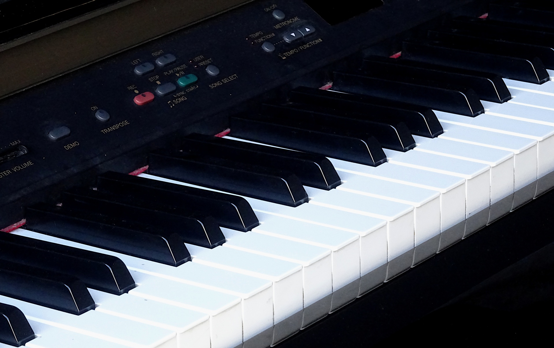 Electronic Piano Keyboard Keys