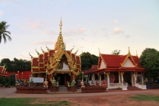 Phra That Mahachai, Nakhon Phanom