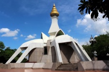 Wat Tham Klong Pen, Nong Bua Lamphu