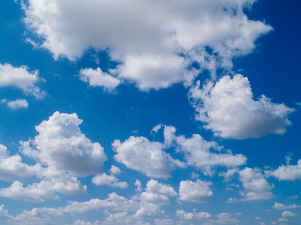 Hãy tận hưởng hình nền bầu trời xanh sáng và đám mây tuyệt đẹp giúp cho màn hình động của bạn trông rực rỡ hơn bao giờ hết! Với những hình ảnh bầu trời đầy màu sắc và sống động này, bạn sẽ luôn có khung cảnh đẹp mắt để ngắm nhìn hàng ngày.
