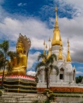 Wat Tham Kuha Sawan, Thai Temple
