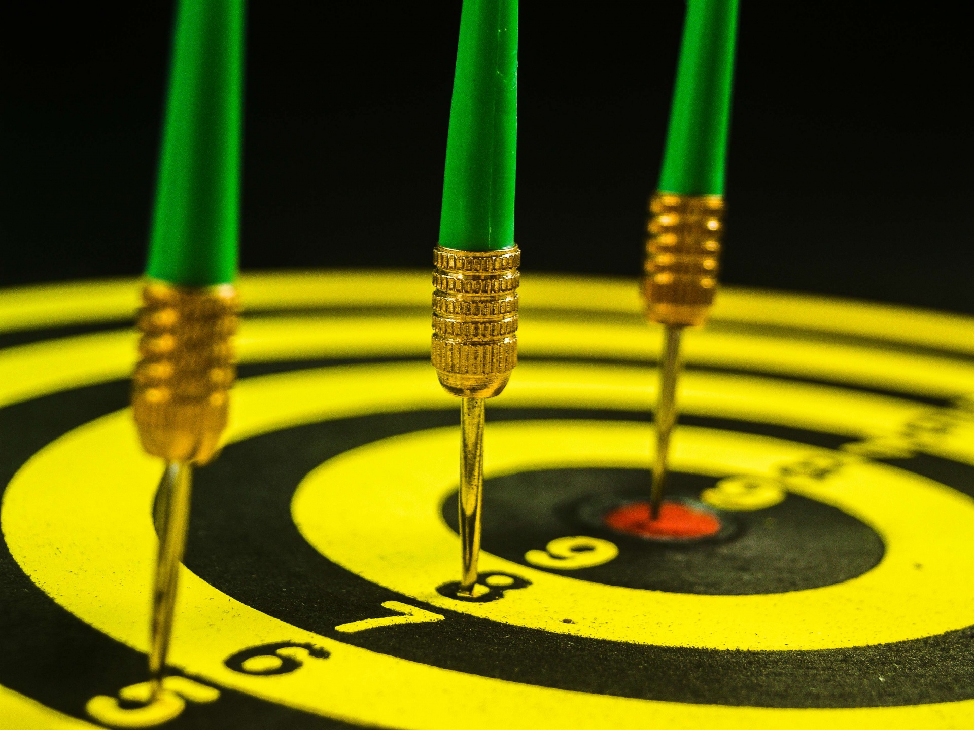 Darts Arrows In The Target Business Goal