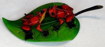 Kissing Frogs On A Leaf