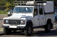 Land Rover Defender Jeep