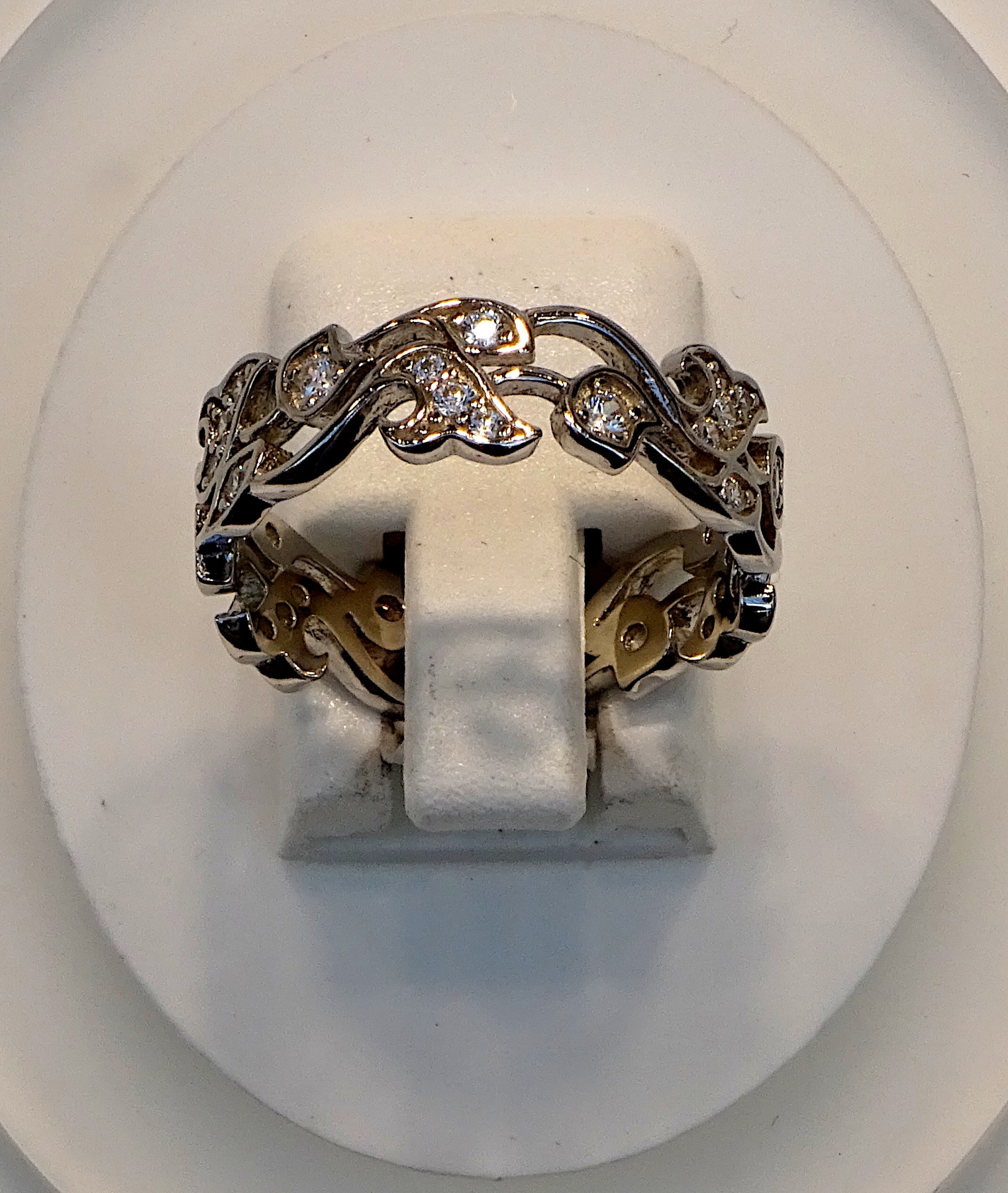 Ladies Silver Ring