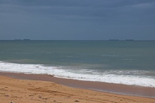 Indian Ocean With Grey Sky