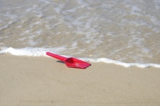 Red Spade With Incoming Tide