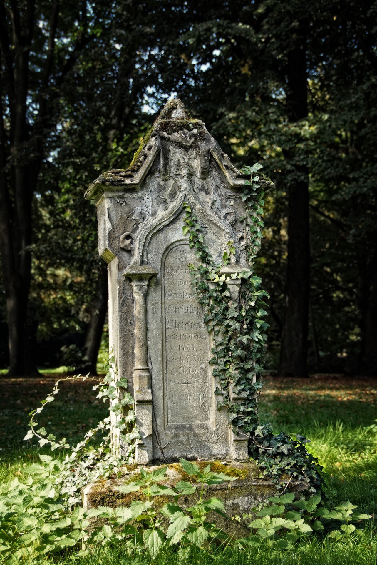 Gravestone Old Burial Site Cemetery