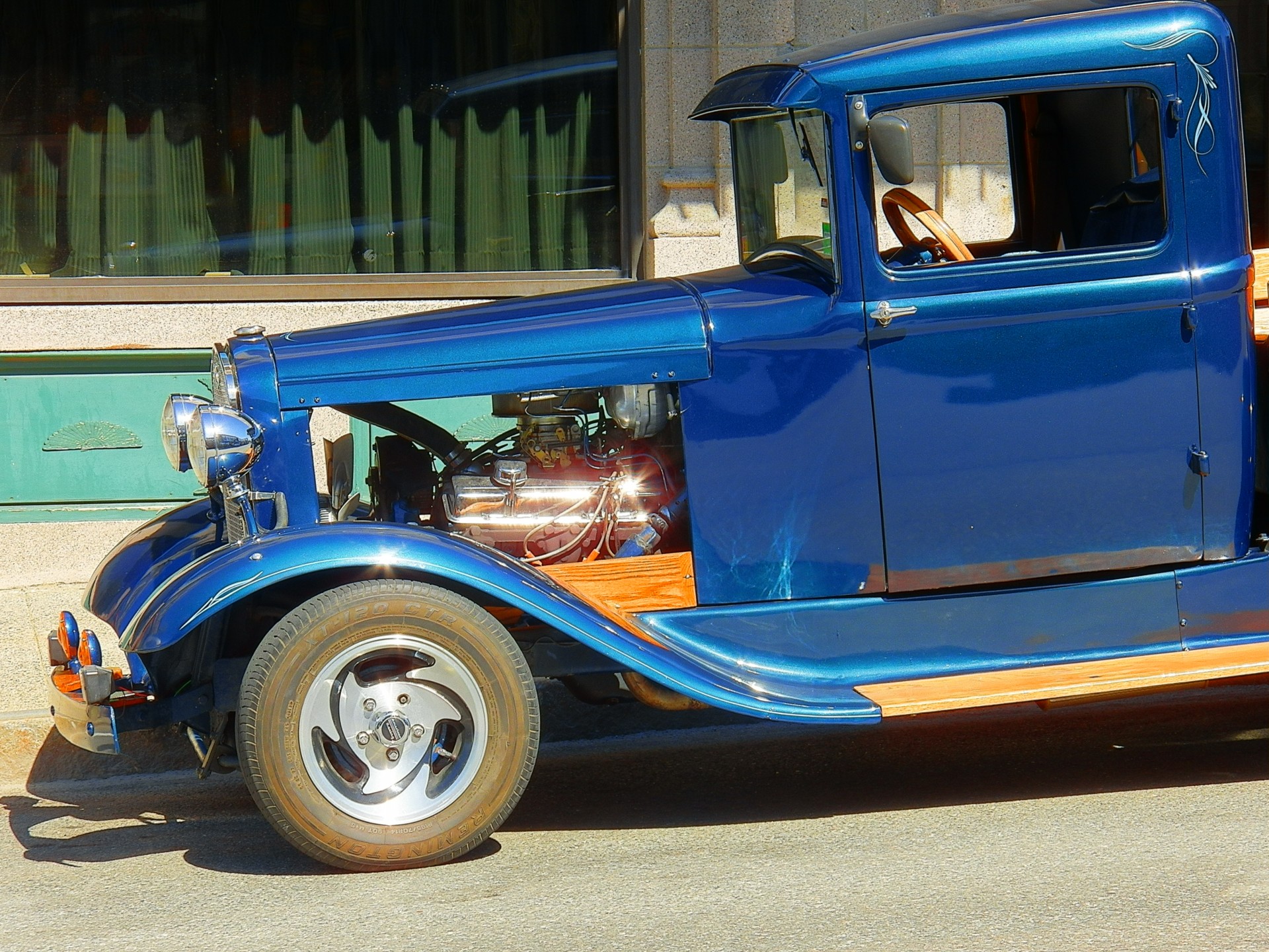 photo of a hot rod