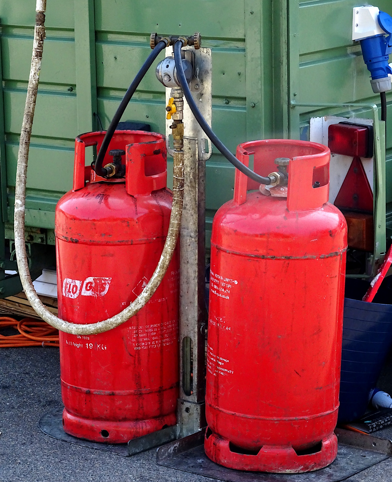 Portable Off Grid Gas Containers