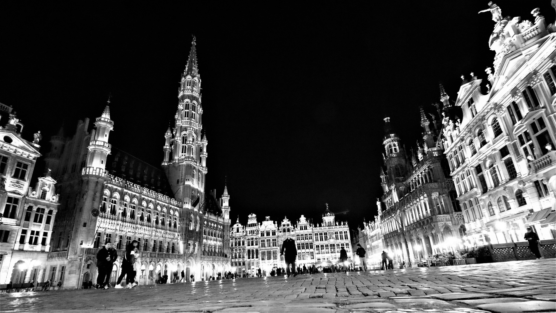 Grand Place Brussels 1648577985hn1 