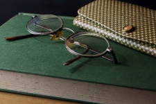 Reading Spectacles And A Retro Case