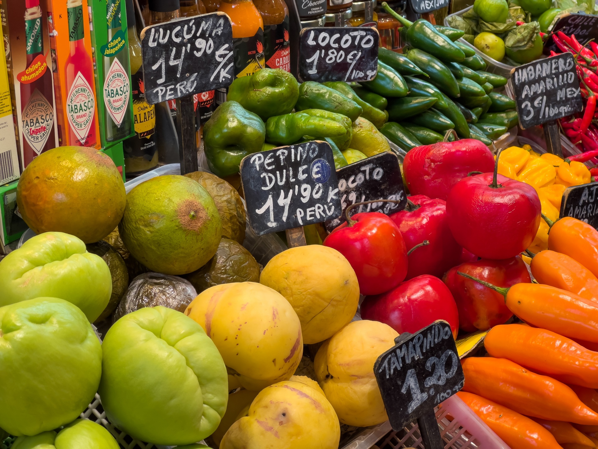 Fruit and vegetables market in Spain