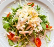 Arugula Salad With Cheese