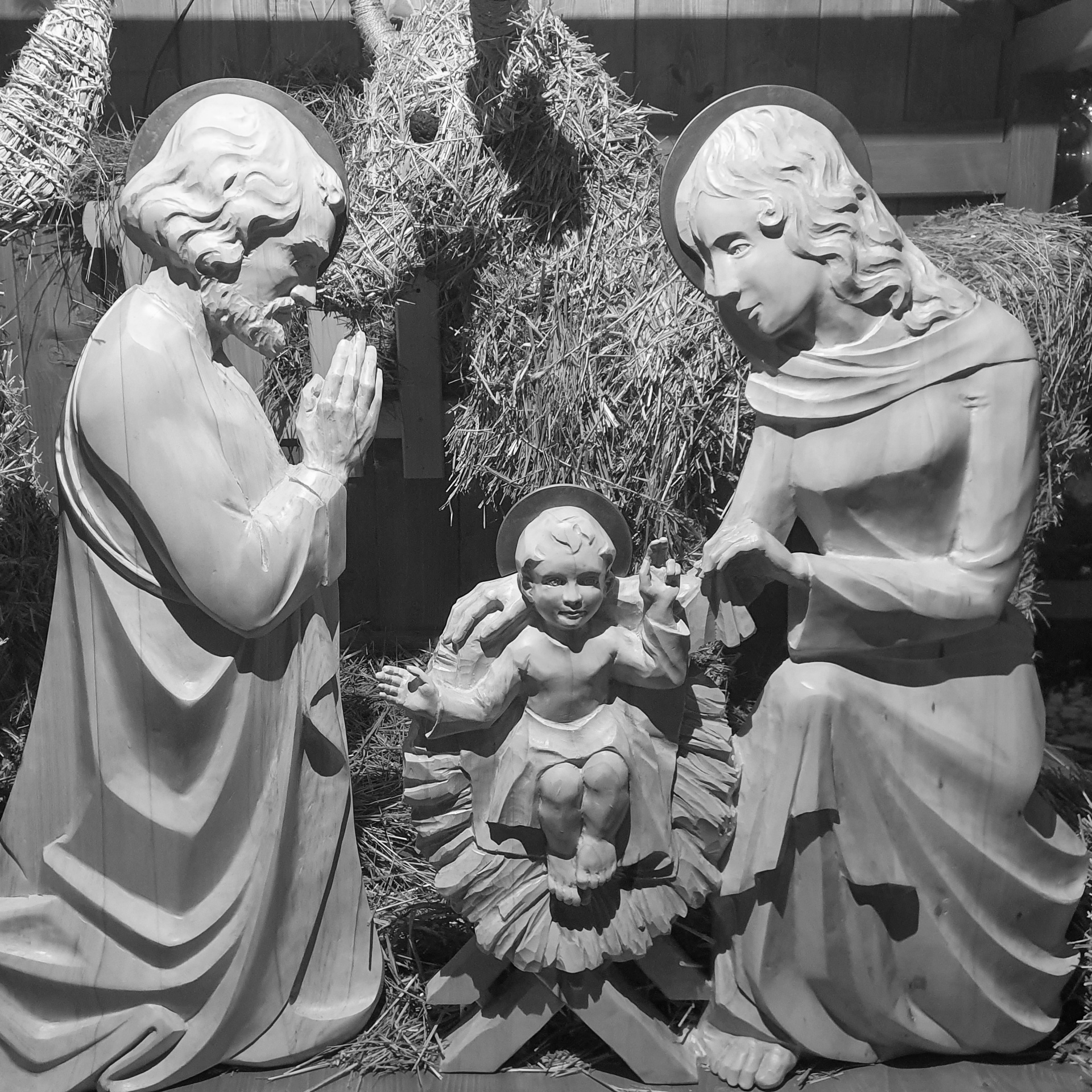 wooden-nativity-scene-free-stock-photo-public-domain-pictures