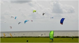 Wind And Kite Surfing 1