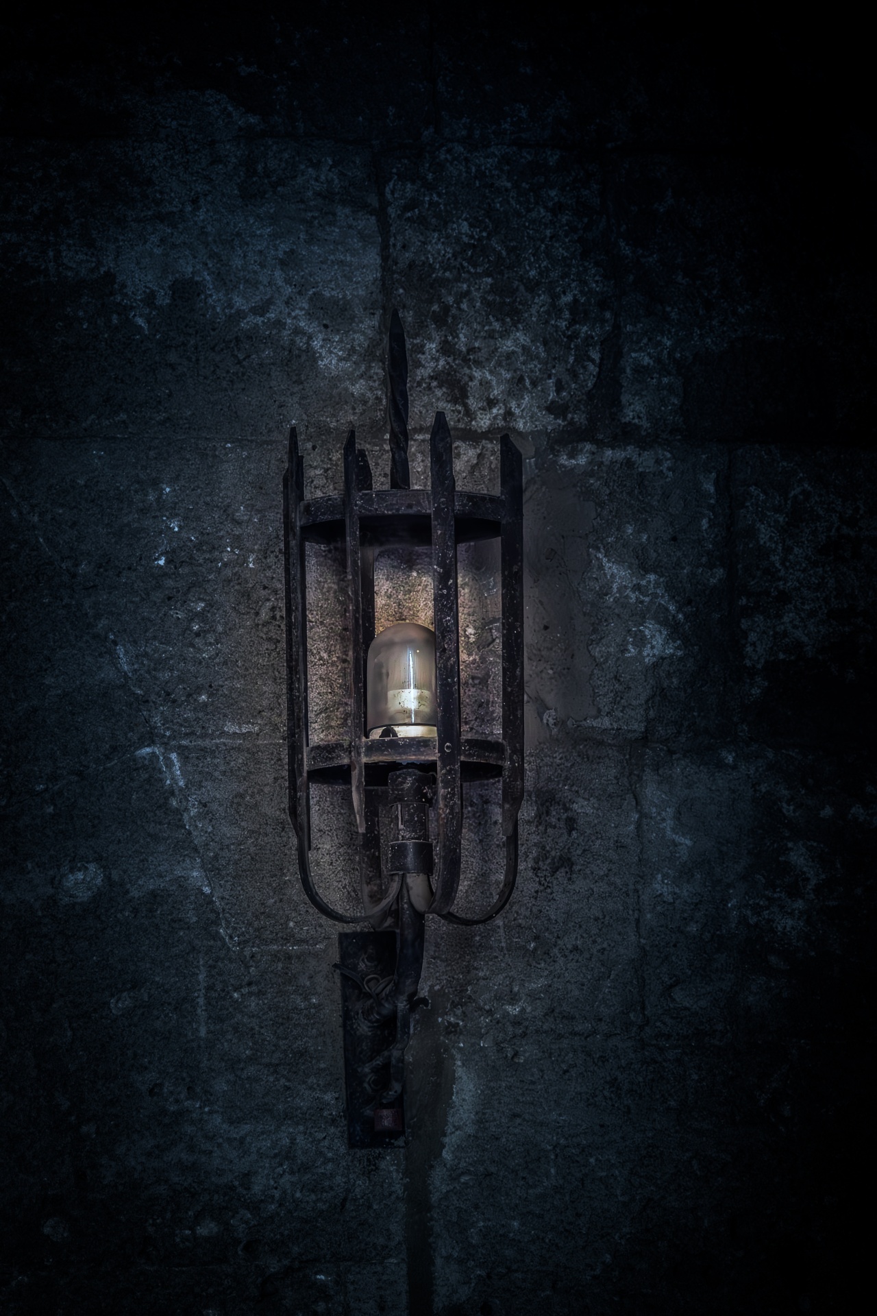 Medieval Wall Lamp