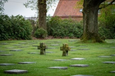 Military Graveyard, Graves