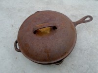 Cast-Iron Covered Skillet