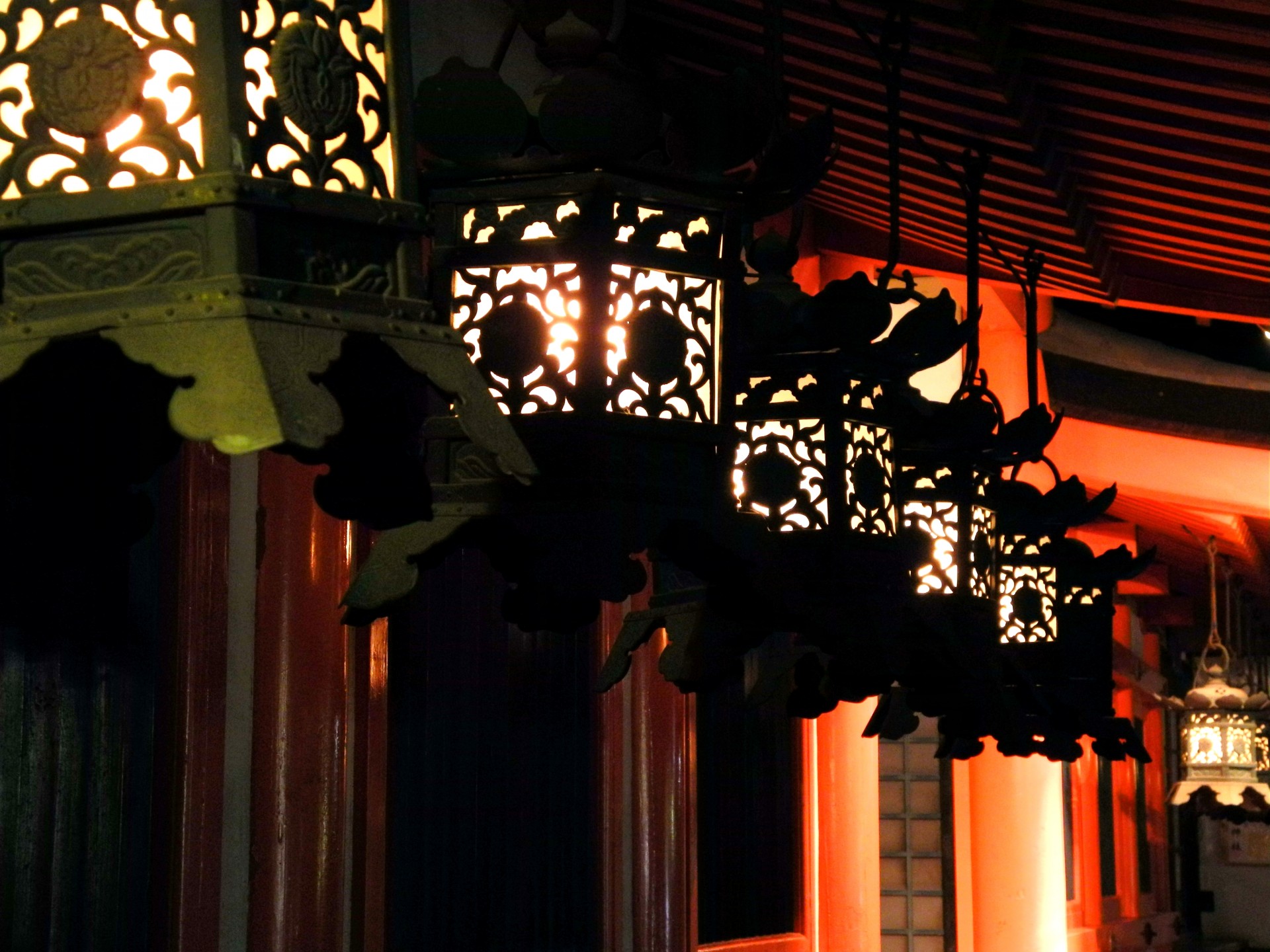 Garden lantern in Kasuga shrine