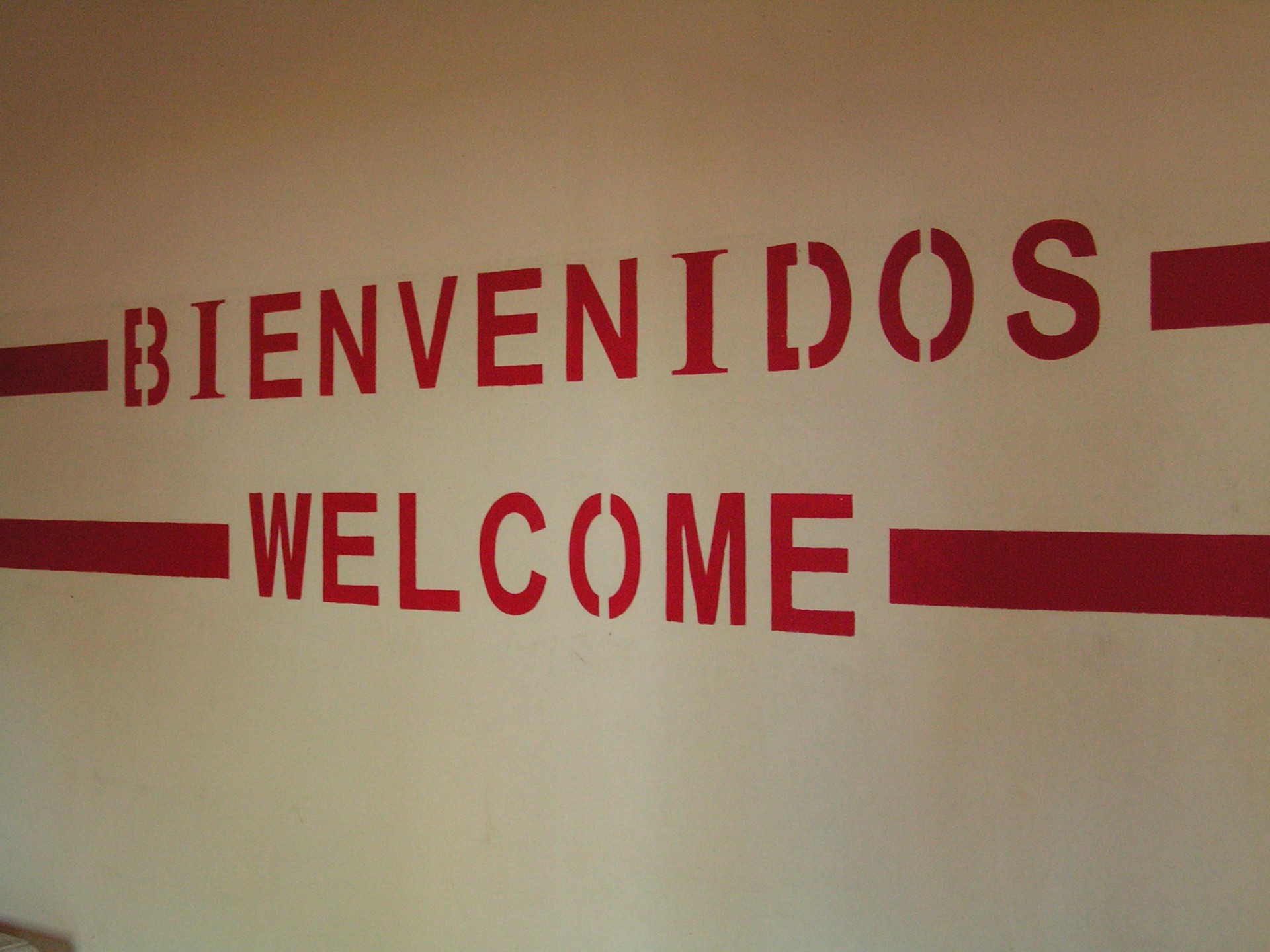 Spanish Welcome Sign