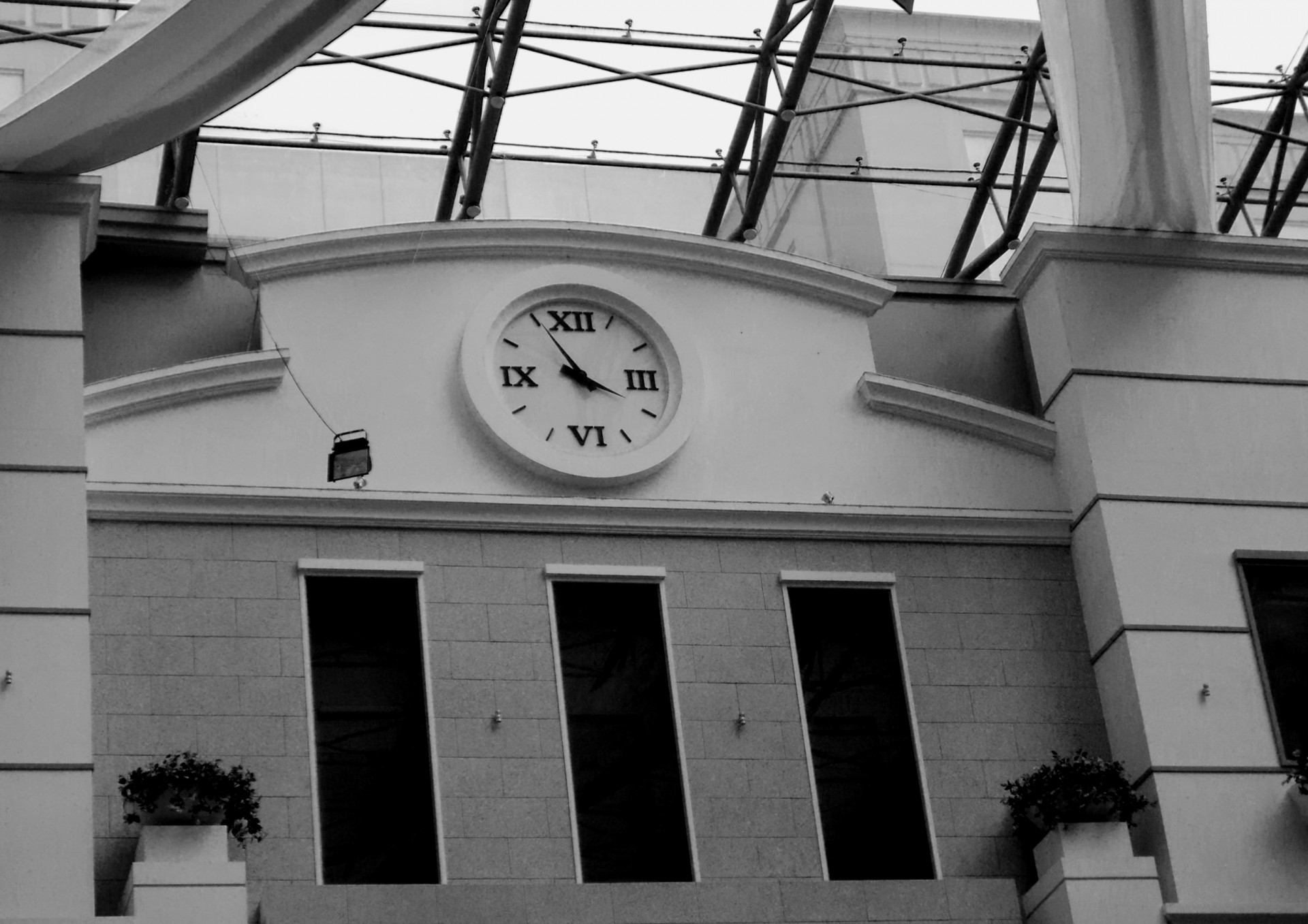 The Clock ( Black and White)