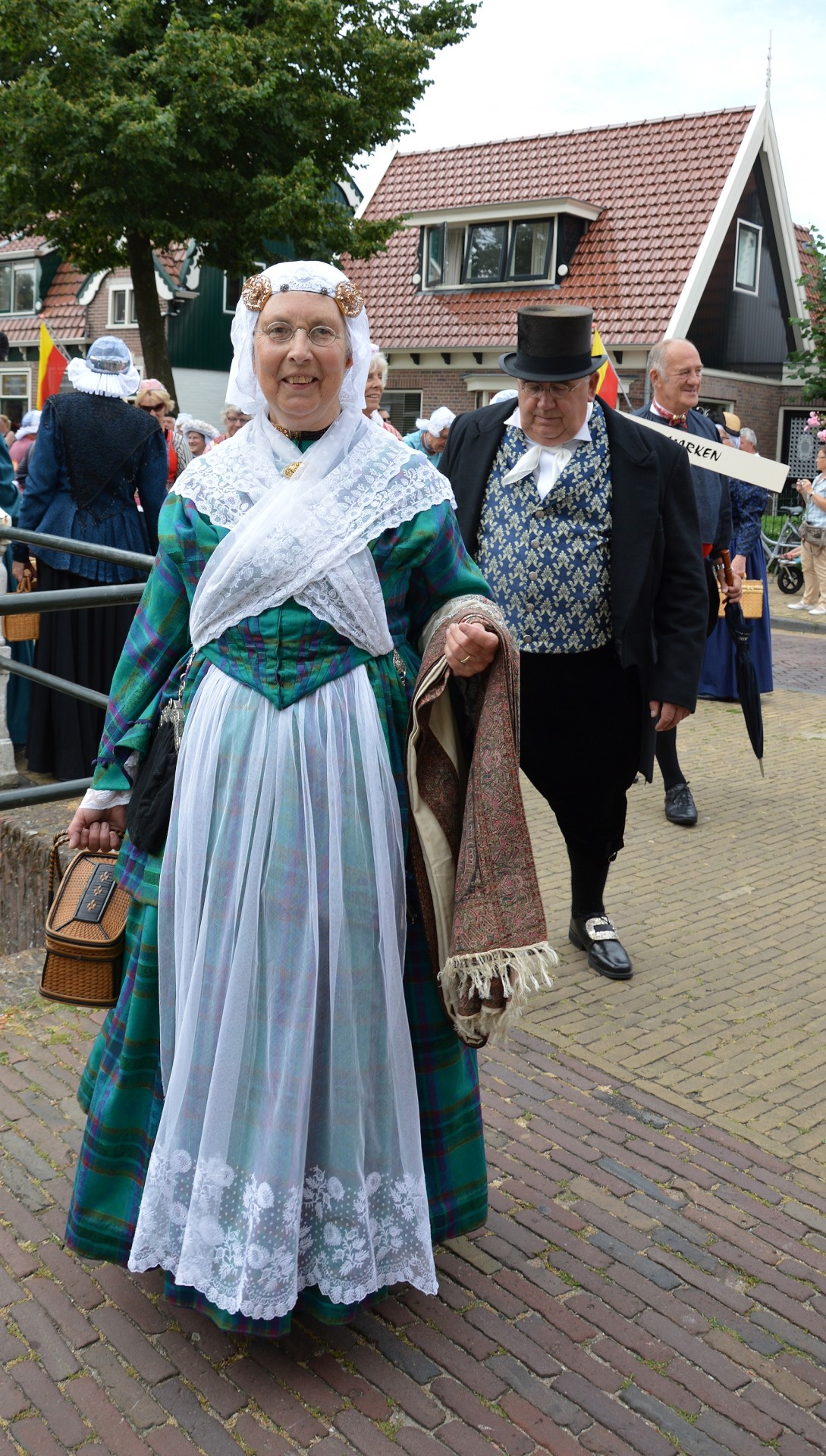 Dutch traditional clothing