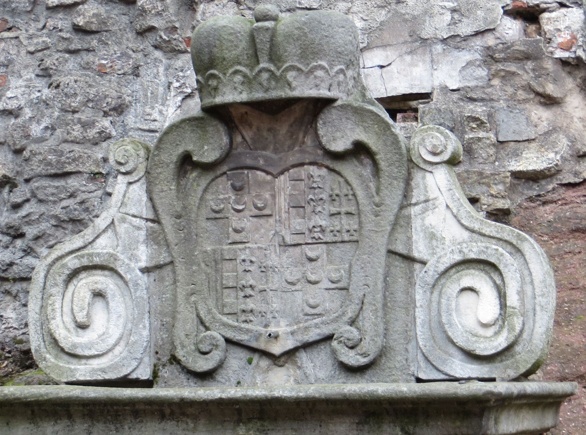 castle coat of arms