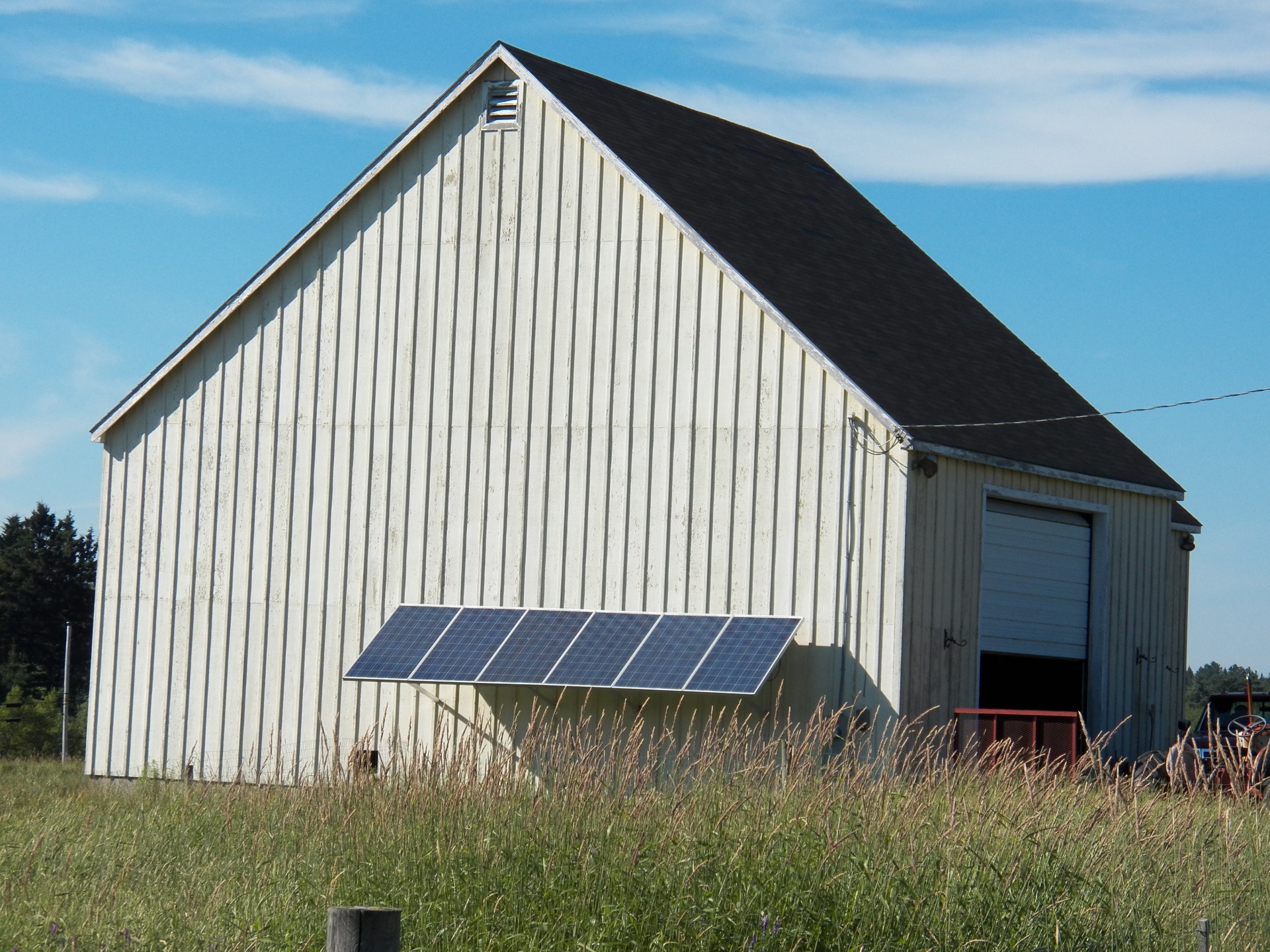 photo of a barn